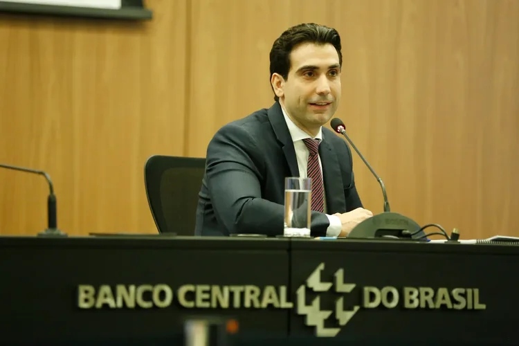 Mercado espera corte de 0,25 da Selic e sinalização cautelosa do Copom.