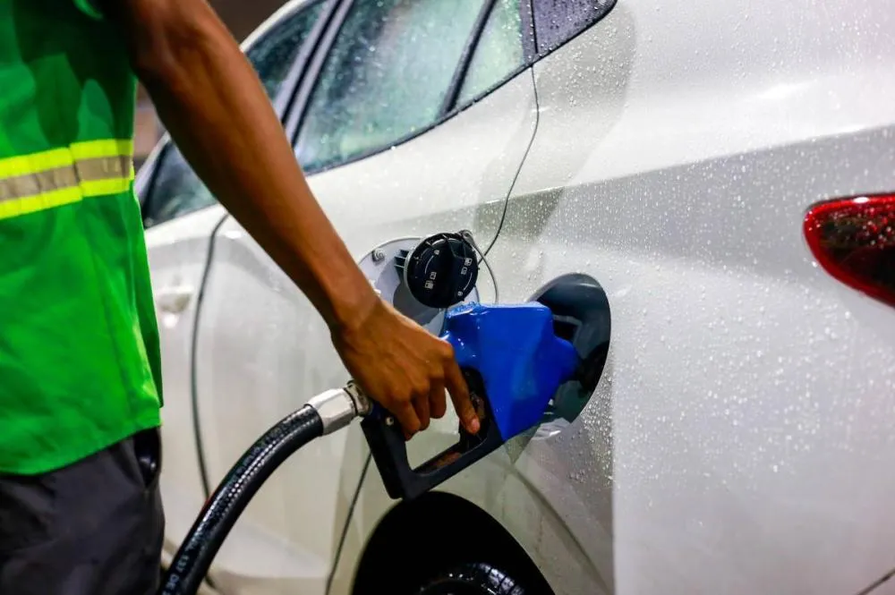 Governo prevê aumento de etanol na gasolina de 30% para até 32%