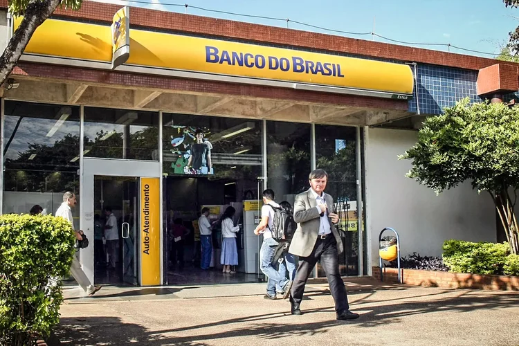 Cartão de crédito deve puxar inadimplência no 2º tri, alerta BB .