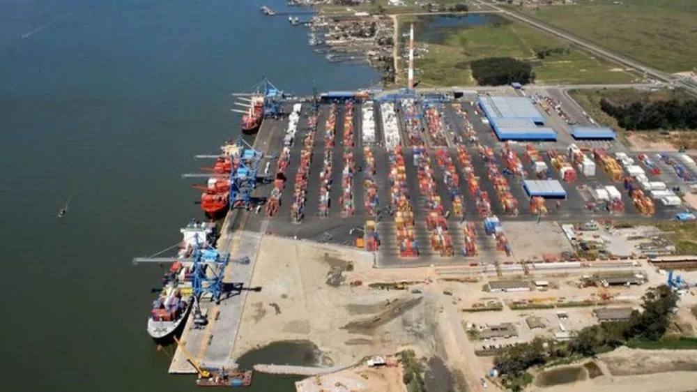 Expansão bilionária em porto gera 5 mil empregos e promete mudar logística no Brasil