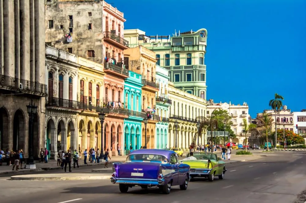 ‘É como uma pandemia.’ Por que o turismo em Cuba está desmoronando