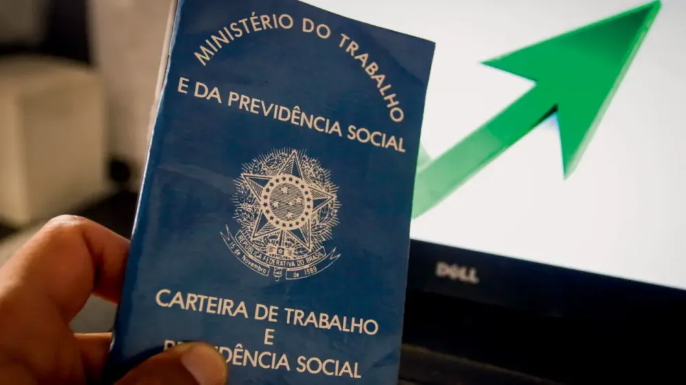 O efeito oculto da PEC do fim da escala 6×1 sobre salários e empresas.