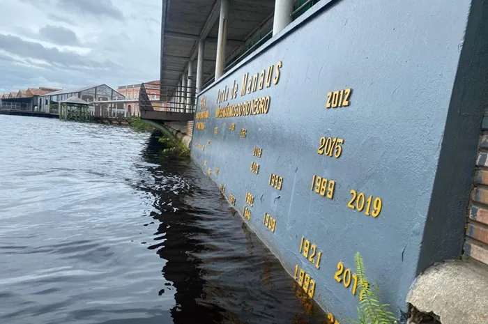 Nível do rio Negro inicia junho 65 centímetros abaixo do registrado em 2025