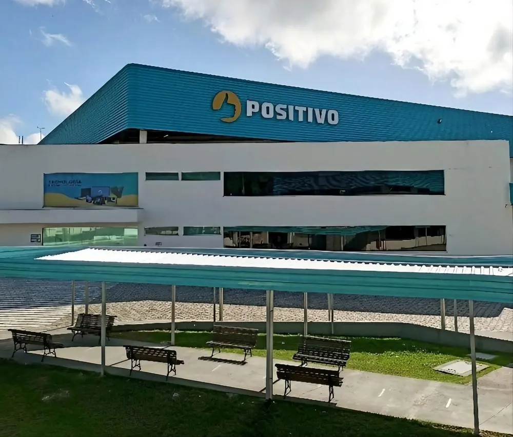 Positivo recebe R$ 300 milhões do BNDES para investir em IA e novos produtos